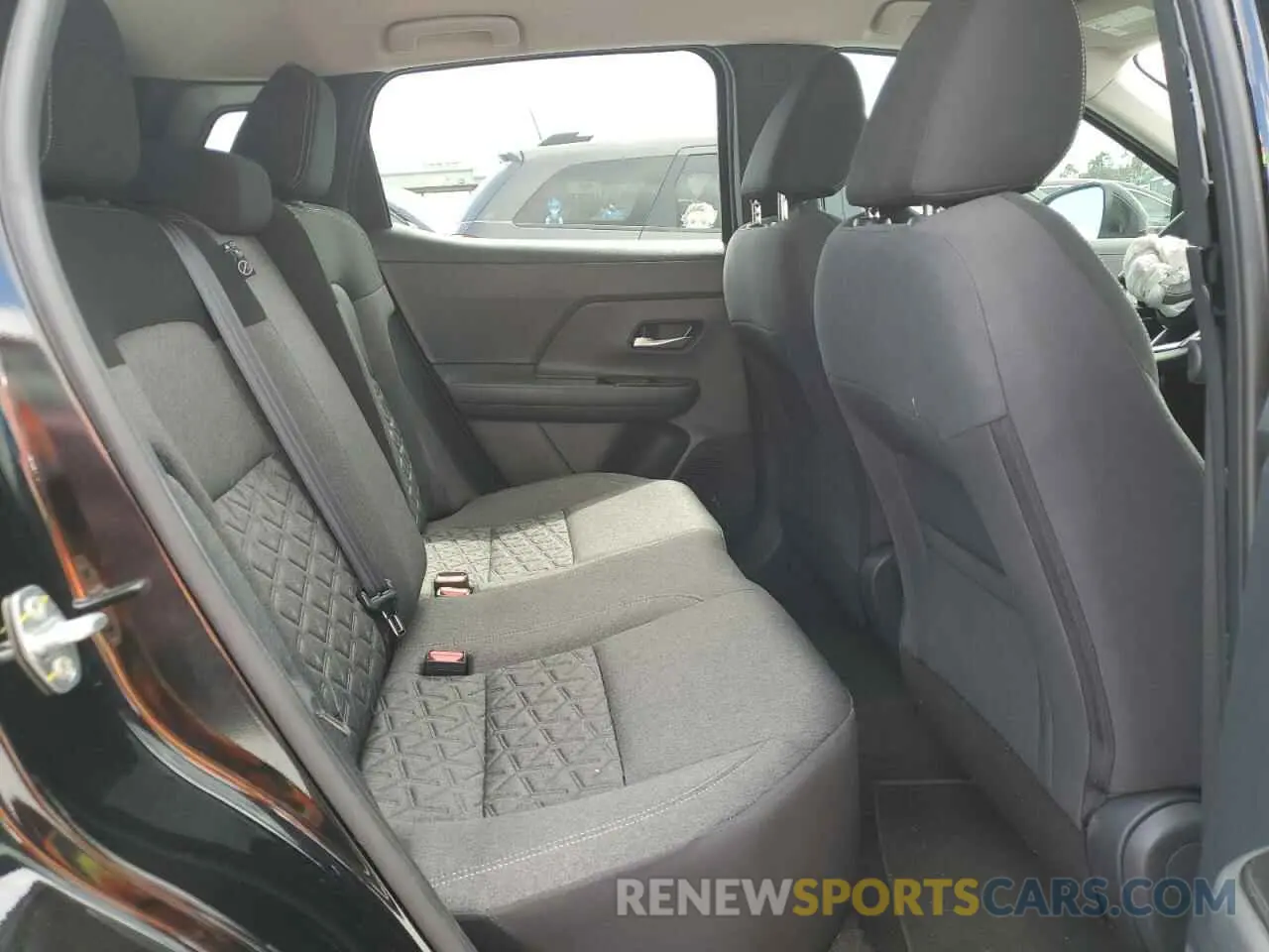 11 Photograph of a damaged car 3N8AP6CA0SL312370 NISSAN KICKS 2025