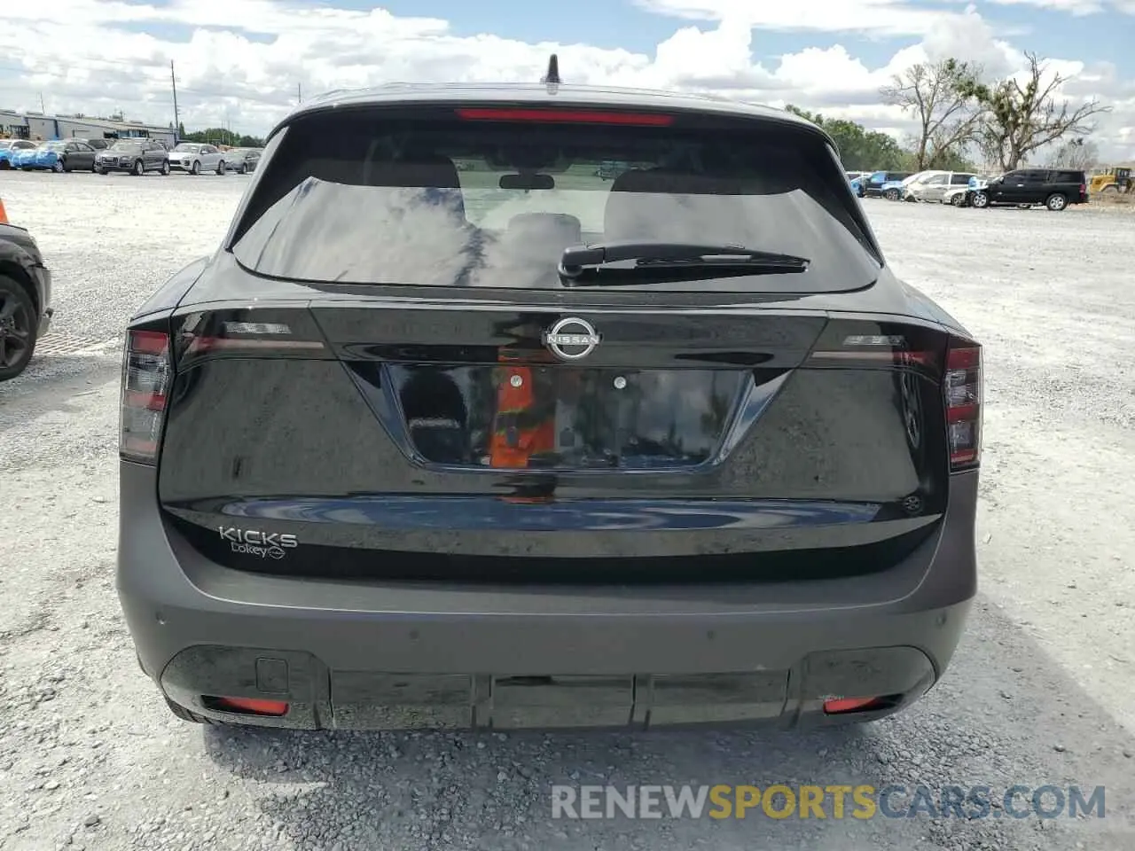 6 Photograph of a damaged car 3N8AP6CA0SL312370 NISSAN KICKS 2025