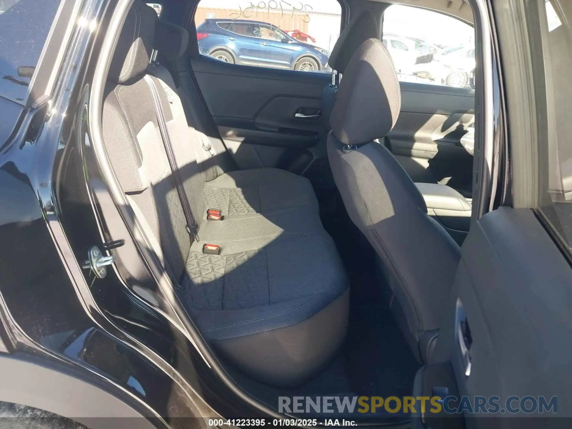 8 Photograph of a damaged car 3N8AP6CA1SL320770 NISSAN KICKS 2025