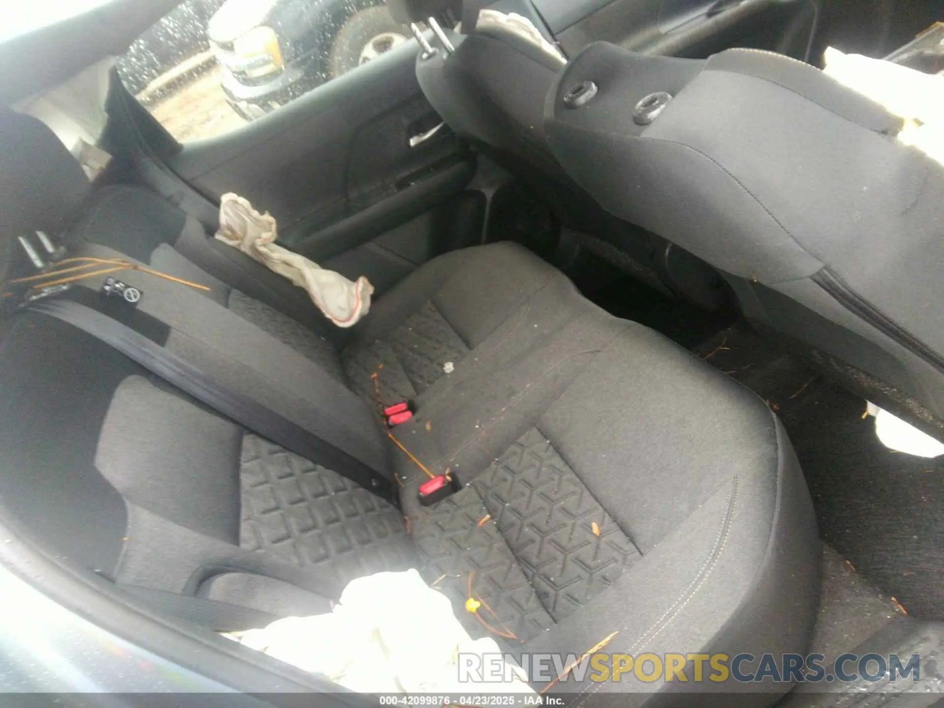 8 Photograph of a damaged car 3N8AP6CA1SL343935 NISSAN KICKS 2025