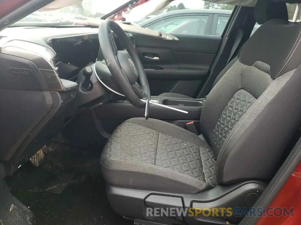 7 Photograph of a damaged car 3N8AP6CA2SL311723 NISSAN KICKS 2025