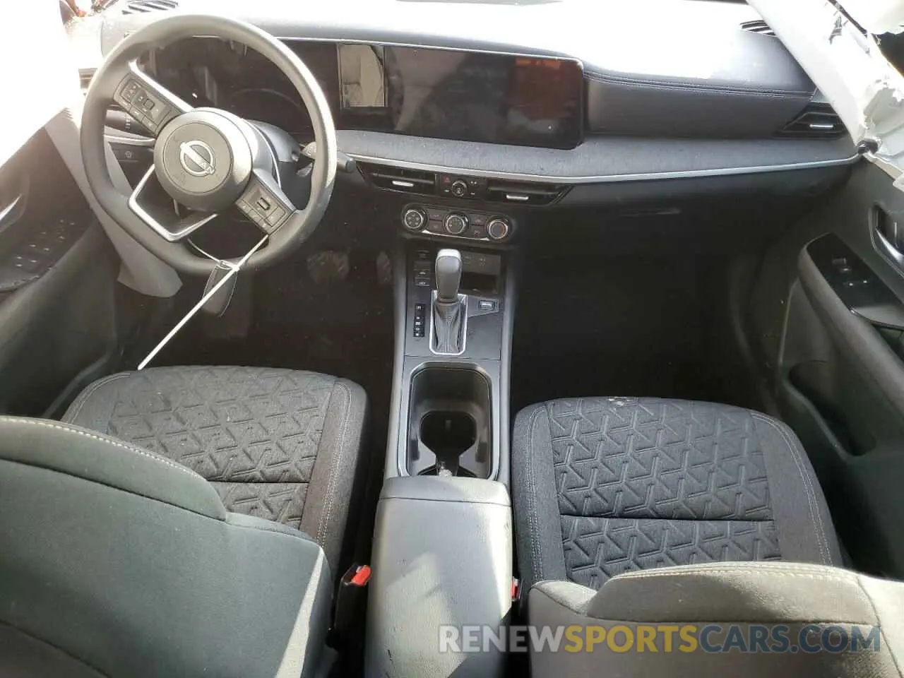 8 Photograph of a damaged car 3N8AP6CA2SL311723 NISSAN KICKS 2025