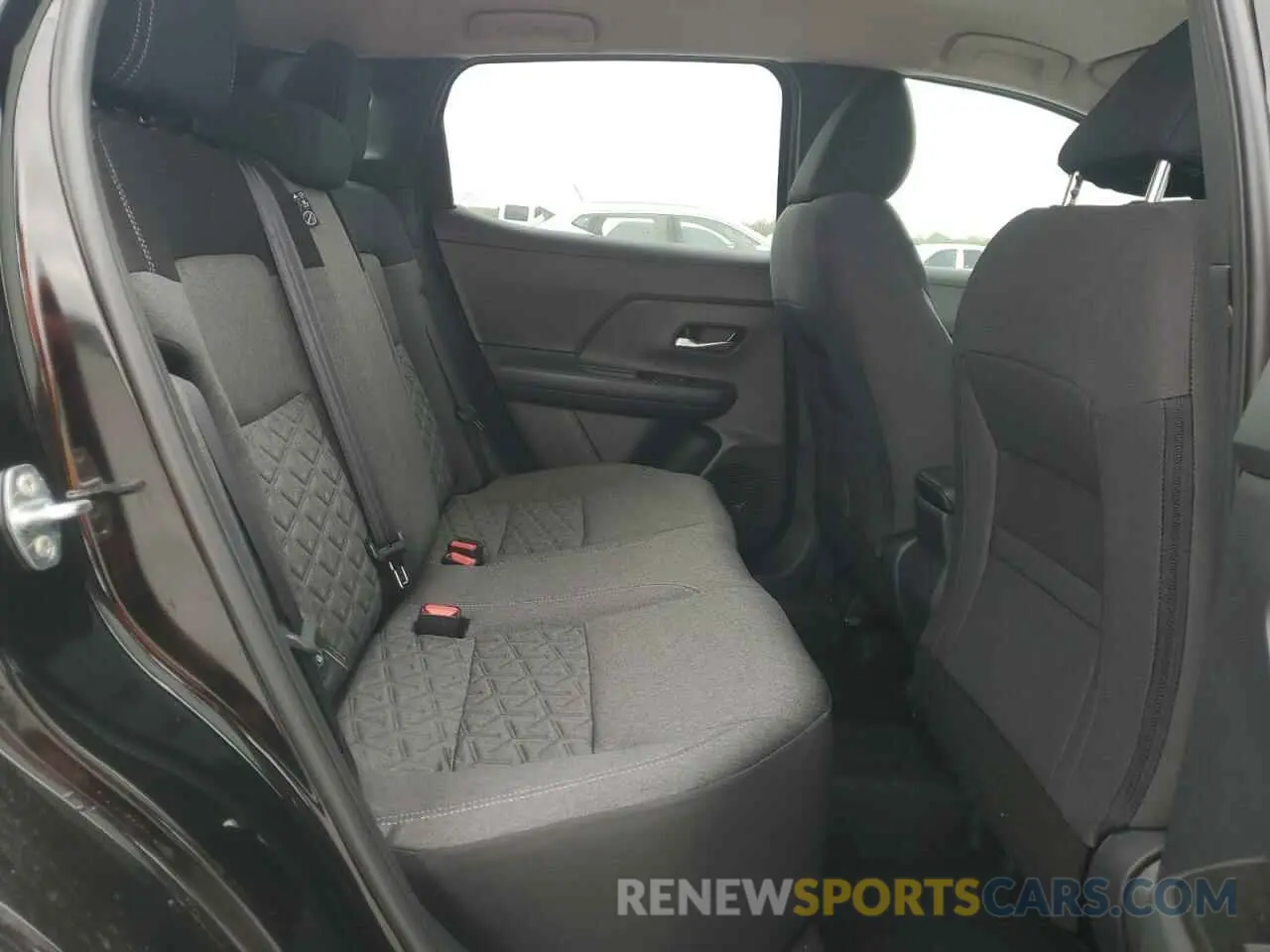 11 Photograph of a damaged car 3N8AP6CA2SL355317 NISSAN KICKS 2025