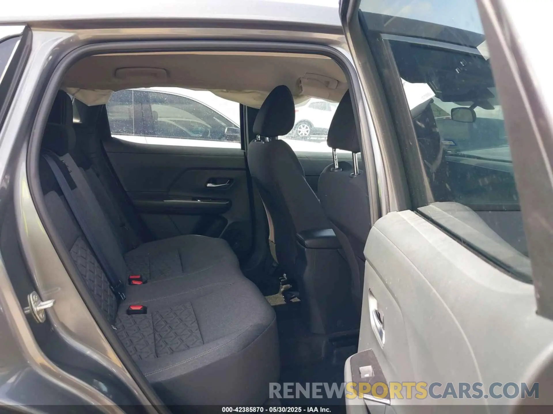 8 Photograph of a damaged car 3N8AP6CA3SL314436 NISSAN KICKS 2025