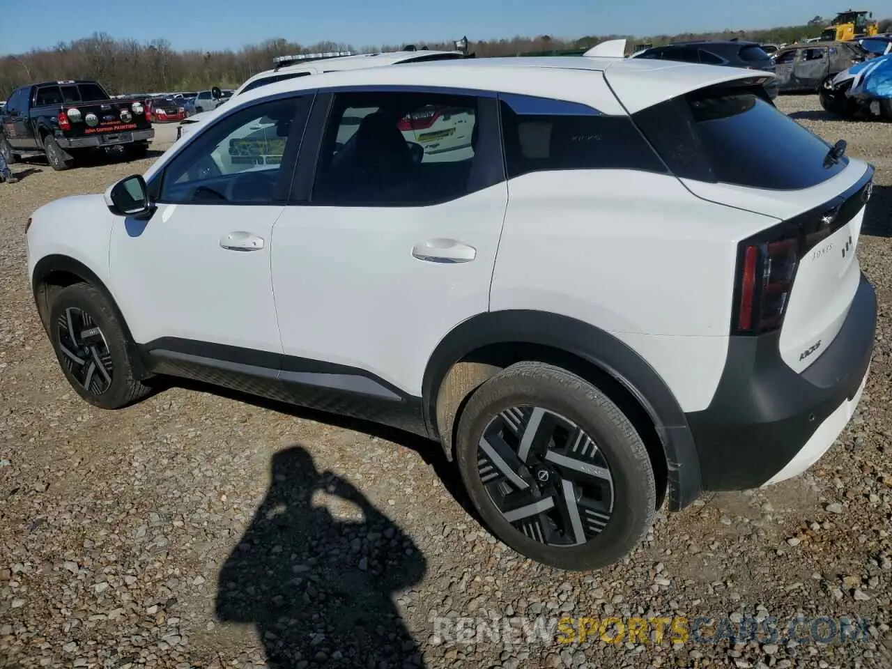2 Photograph of a damaged car 3N8AP6CA3SL338641 NISSAN KICKS 2025