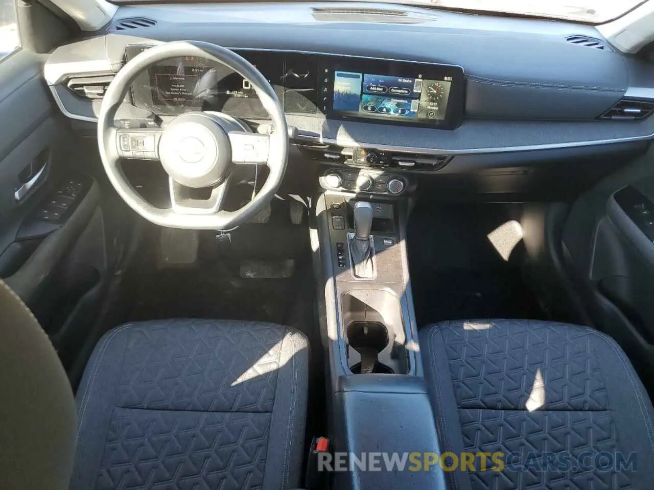 8 Photograph of a damaged car 3N8AP6CA3SL338641 NISSAN KICKS 2025