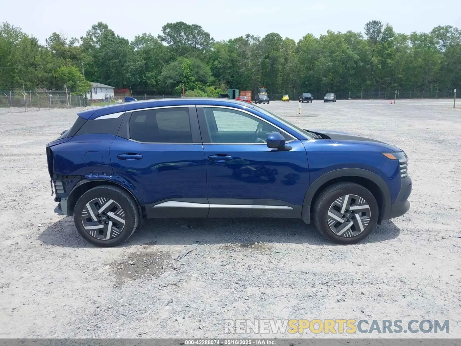 14 Photograph of a damaged car 3N8AP6CA5SL302921 NISSAN KICKS 2025