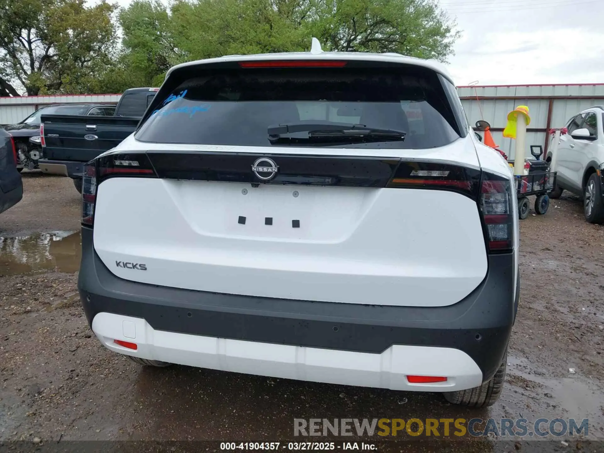 16 Photograph of a damaged car 3N8AP6CA5SL307004 NISSAN KICKS 2025