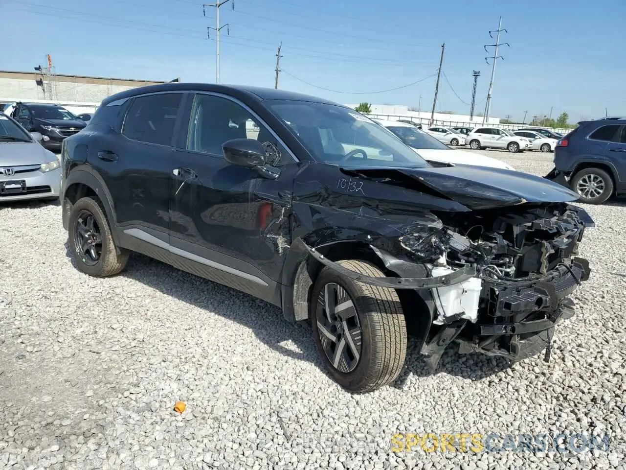 4 Photograph of a damaged car 3N8AP6CA6SL354459 NISSAN KICKS 2025