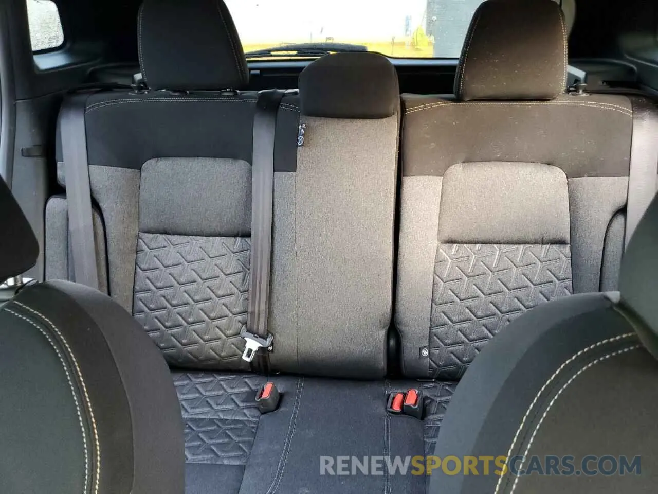 10 Photograph of a damaged car 3N8AP6CA7SL339226 NISSAN KICKS 2025