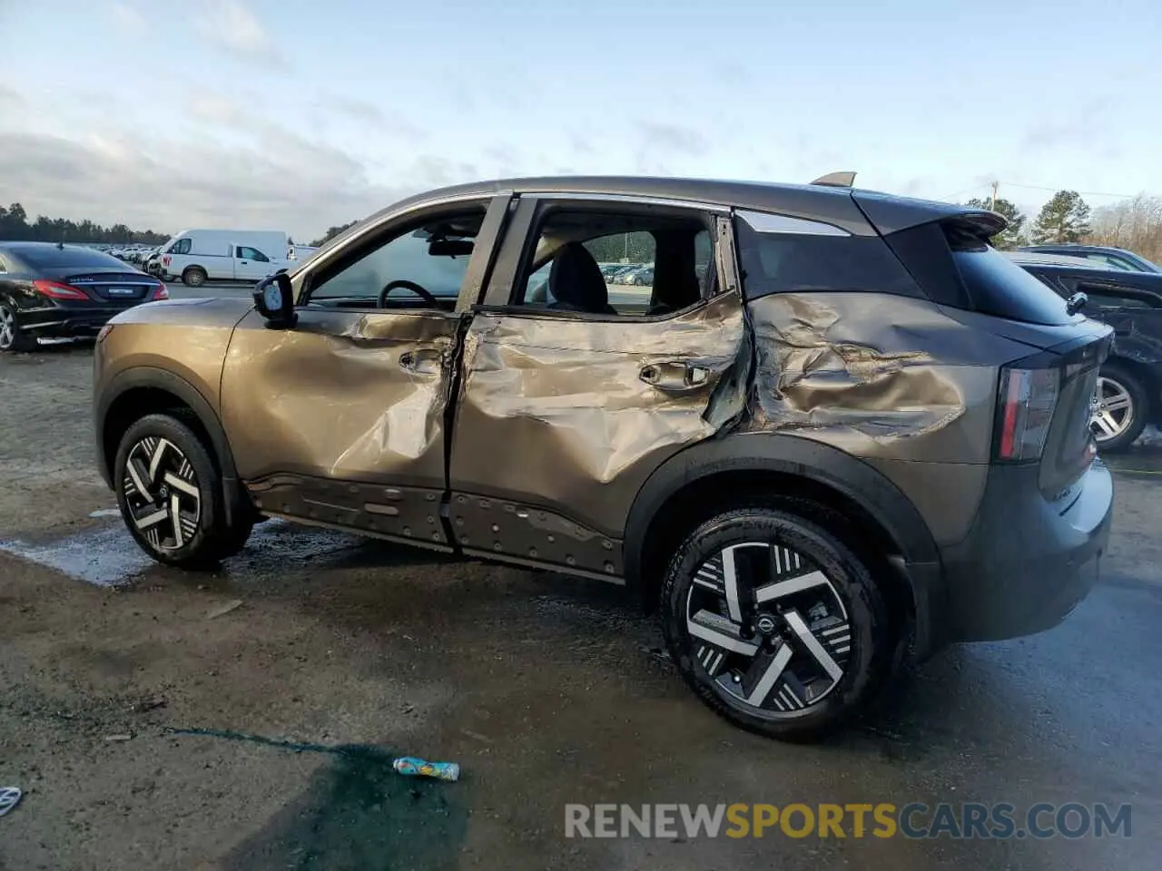 2 Photograph of a damaged car 3N8AP6CA7SL339226 NISSAN KICKS 2025
