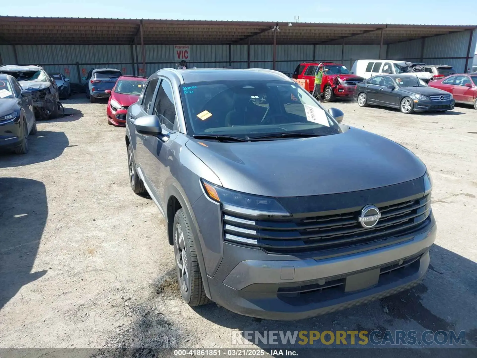 18 Photograph of a damaged car 3N8AP6CA8SL301035 NISSAN KICKS 2025