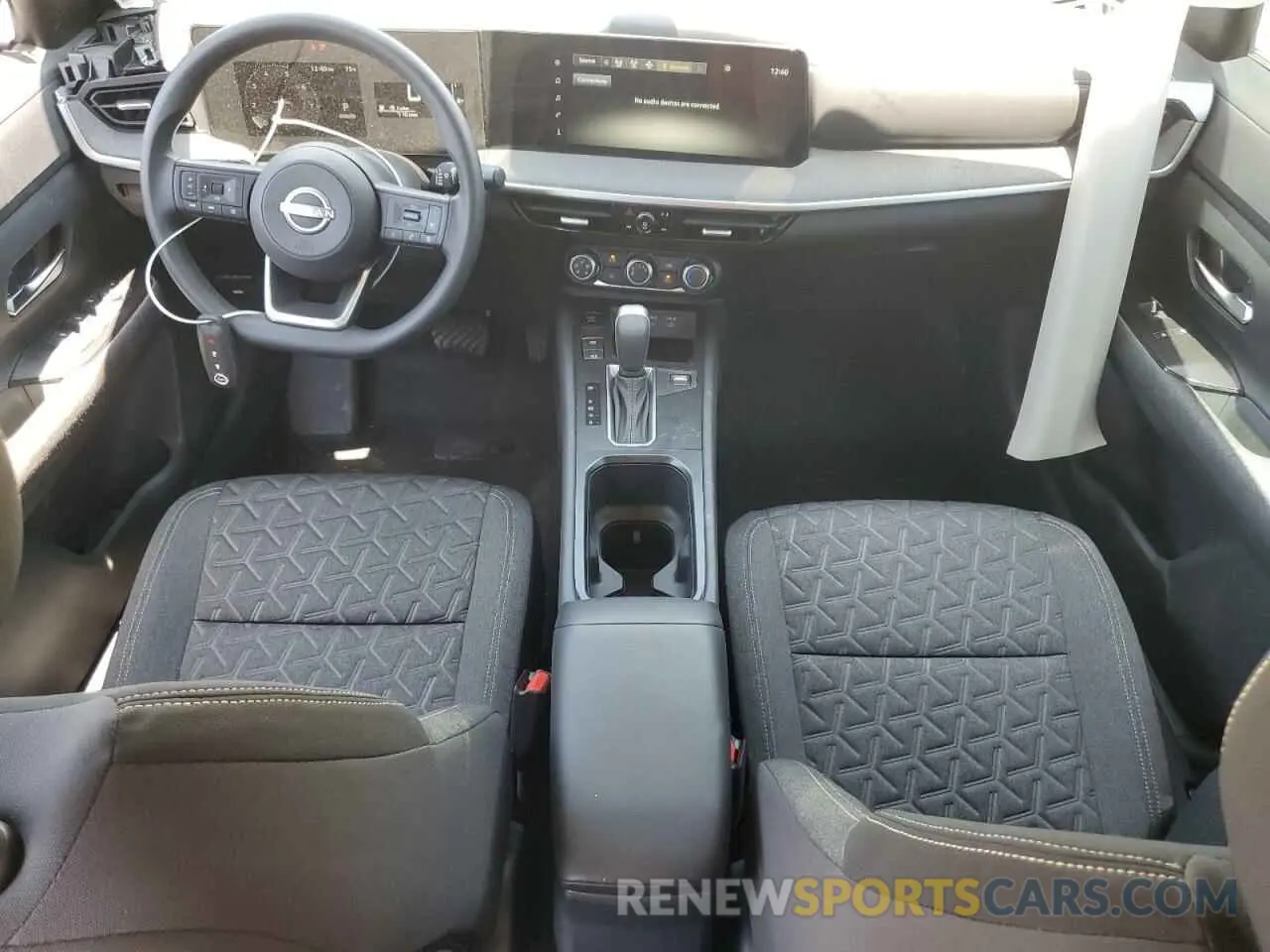 8 Photograph of a damaged car 3N8AP6CA8SL356469 NISSAN KICKS 2025
