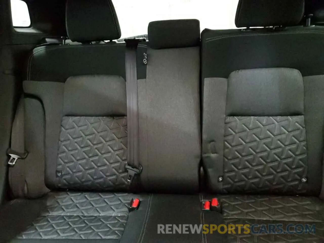 10 Photograph of a damaged car 3N8AP6CA9SL307376 NISSAN KICKS 2025