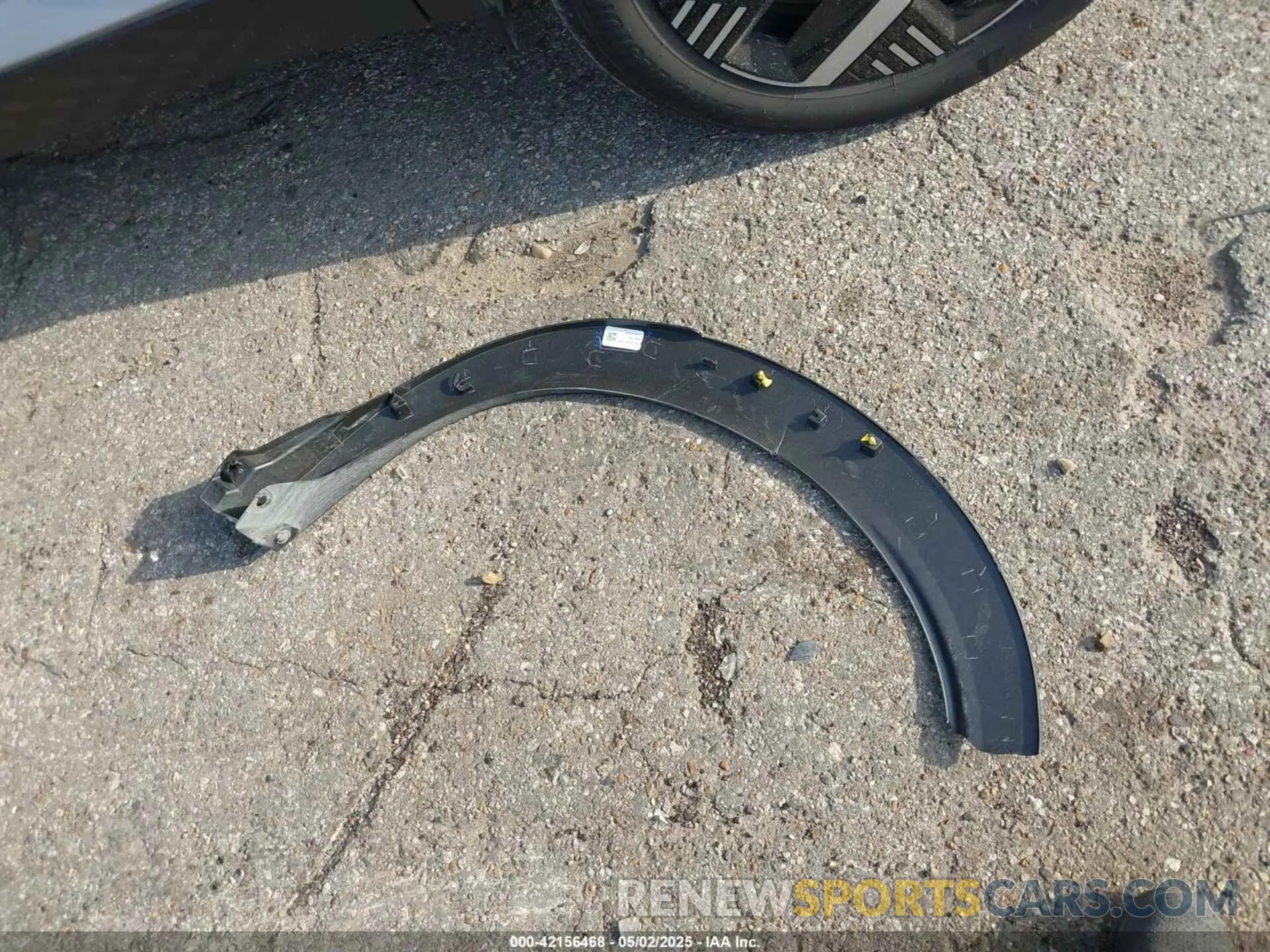 11 Photograph of a damaged car 3N8AP6CA9SL319530 NISSAN KICKS 2025