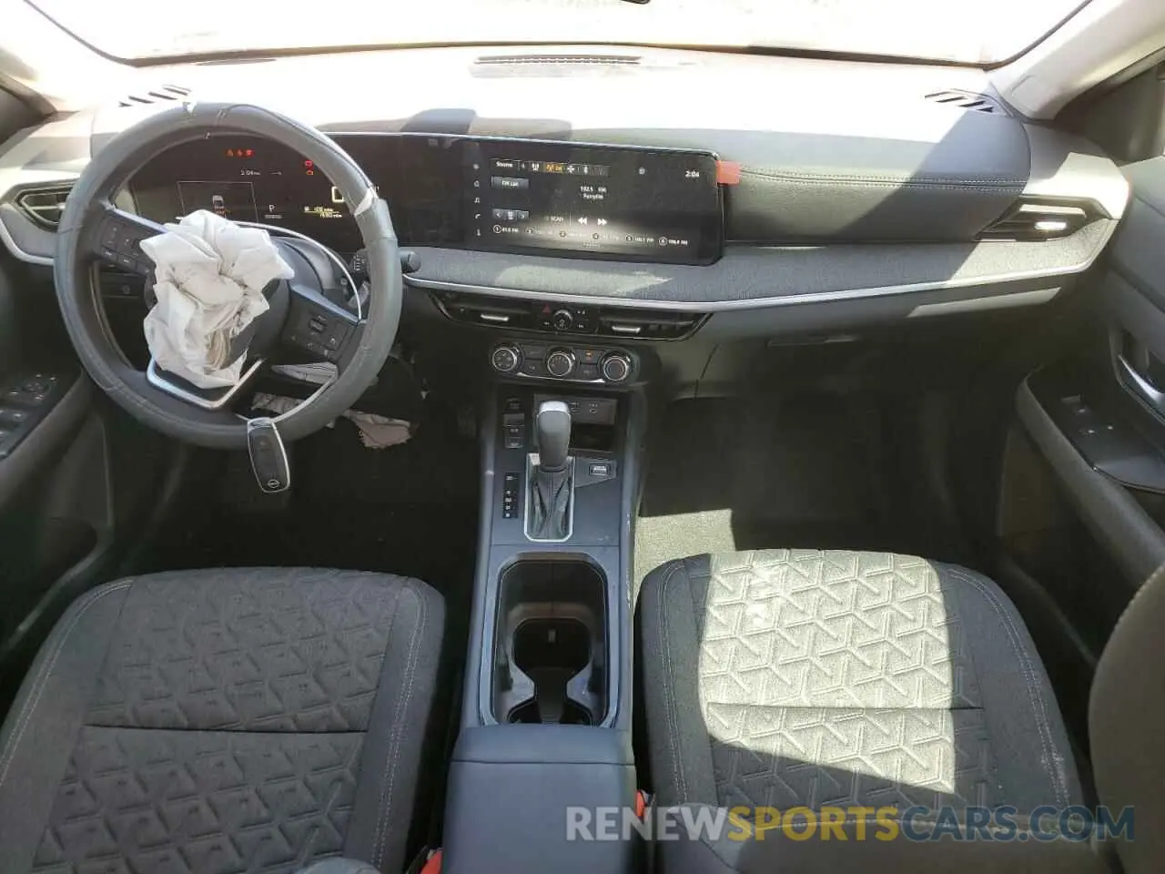 8 Photograph of a damaged car 3N8AP6CA9SL359378 NISSAN KICKS 2025
