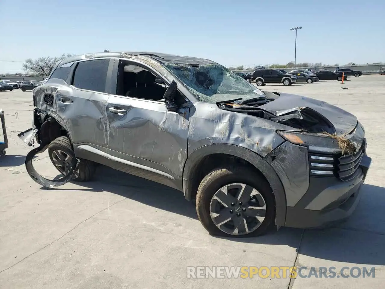 4 Photograph of a damaged car 3N8AP6CB3SL333299 NISSAN KICKS 2025