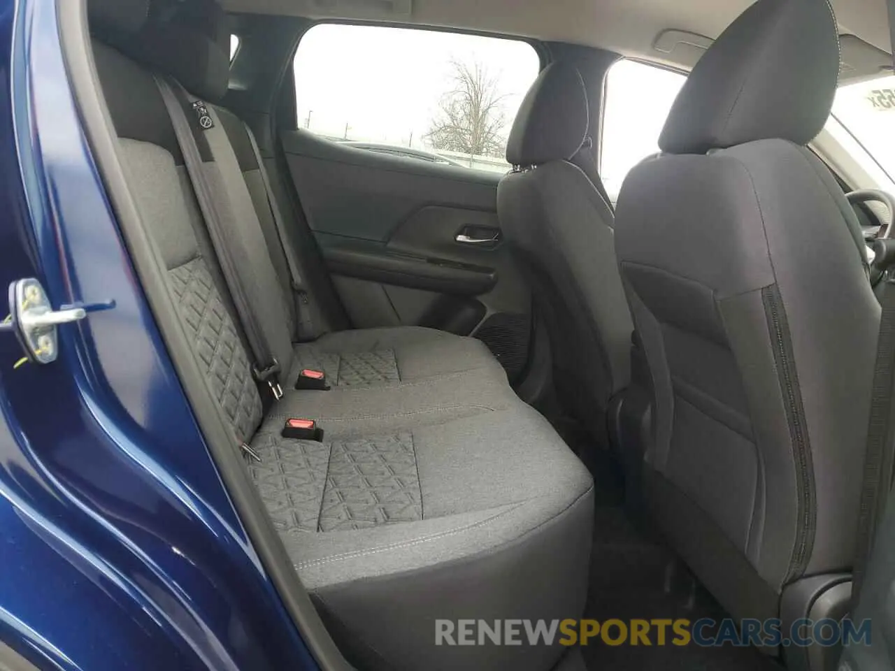 10 Photograph of a damaged car 3N8AP6CB3SL348630 NISSAN KICKS 2025