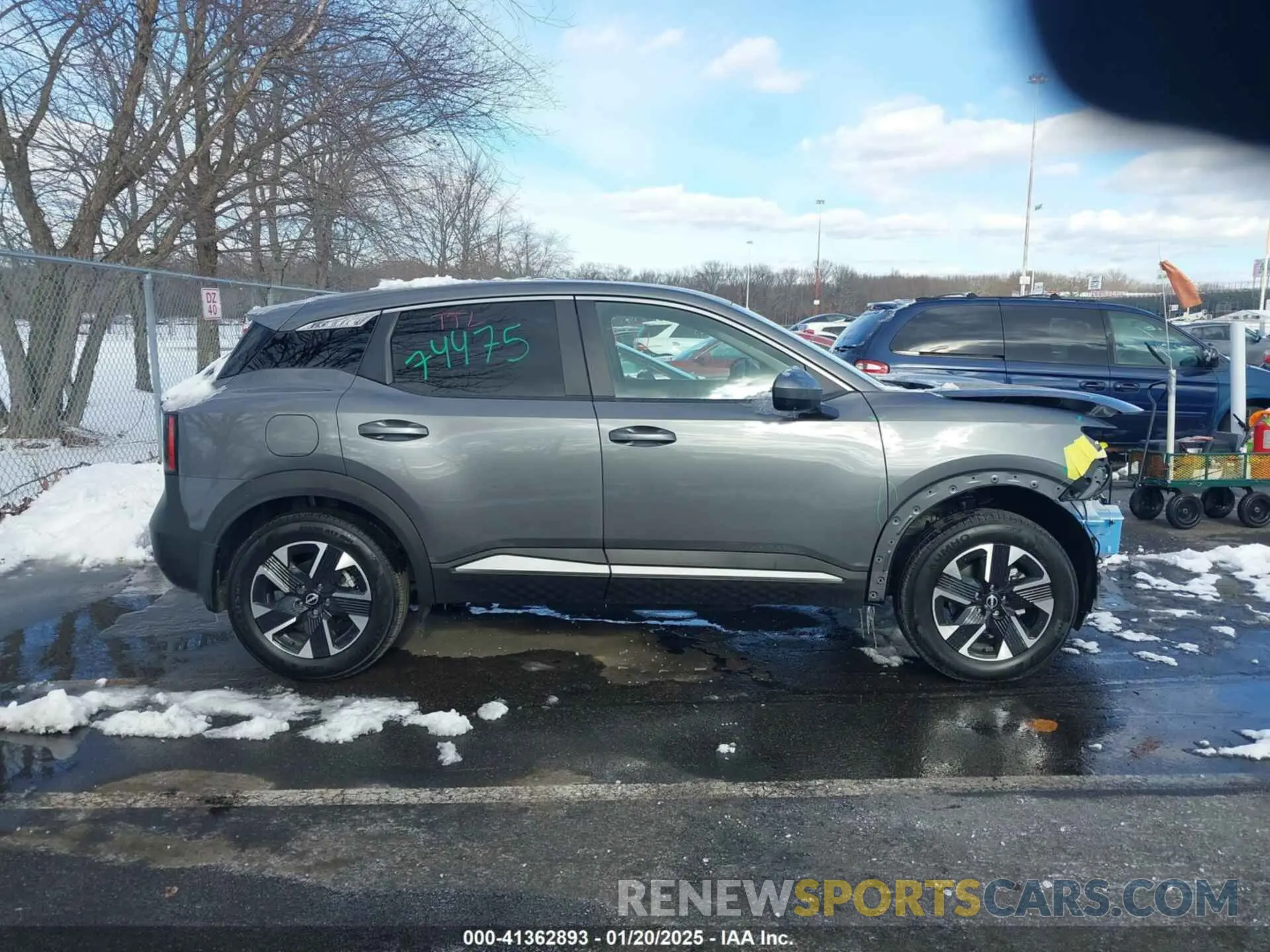 14 Photograph of a damaged car 3N8AP6CB4SL328516 NISSAN KICKS 2025