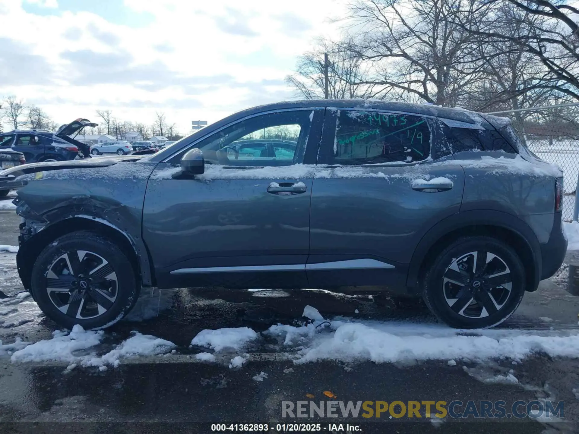 15 Photograph of a damaged car 3N8AP6CB4SL328516 NISSAN KICKS 2025