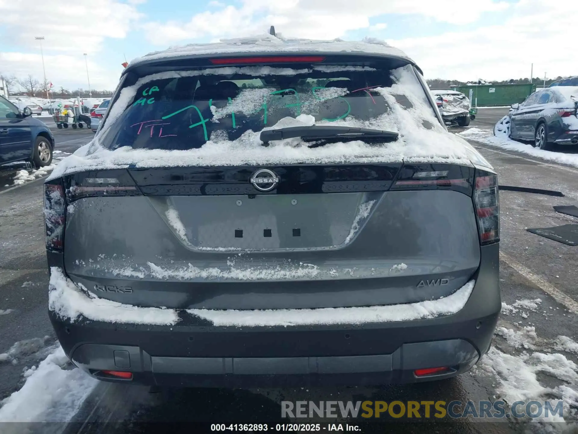 17 Photograph of a damaged car 3N8AP6CB4SL328516 NISSAN KICKS 2025