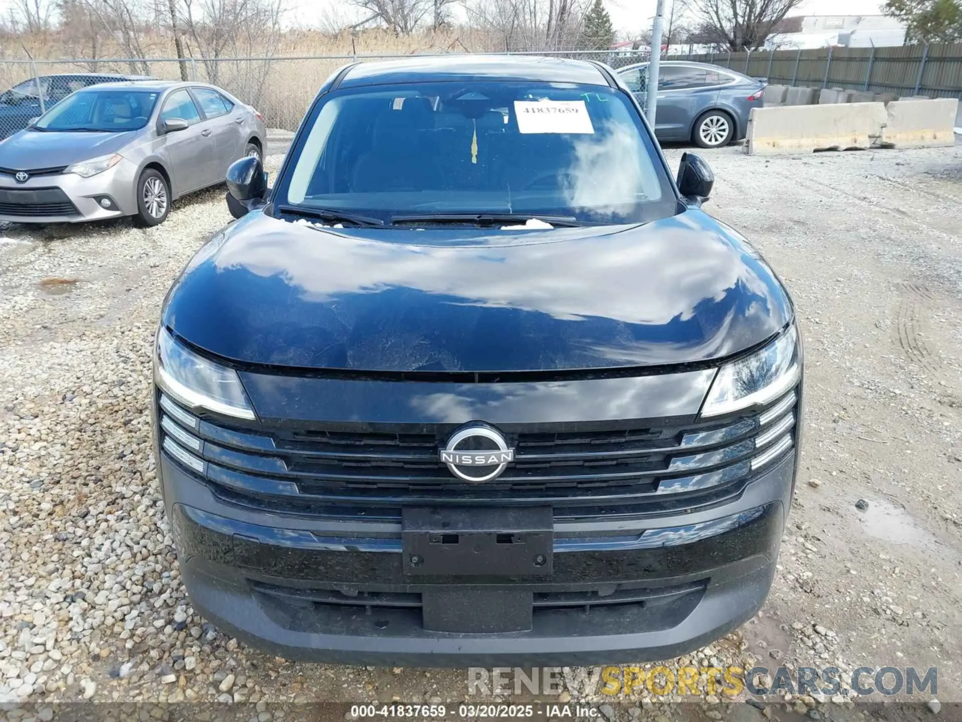 13 Photograph of a damaged car 3N8AP6CB5SL311157 NISSAN KICKS 2025