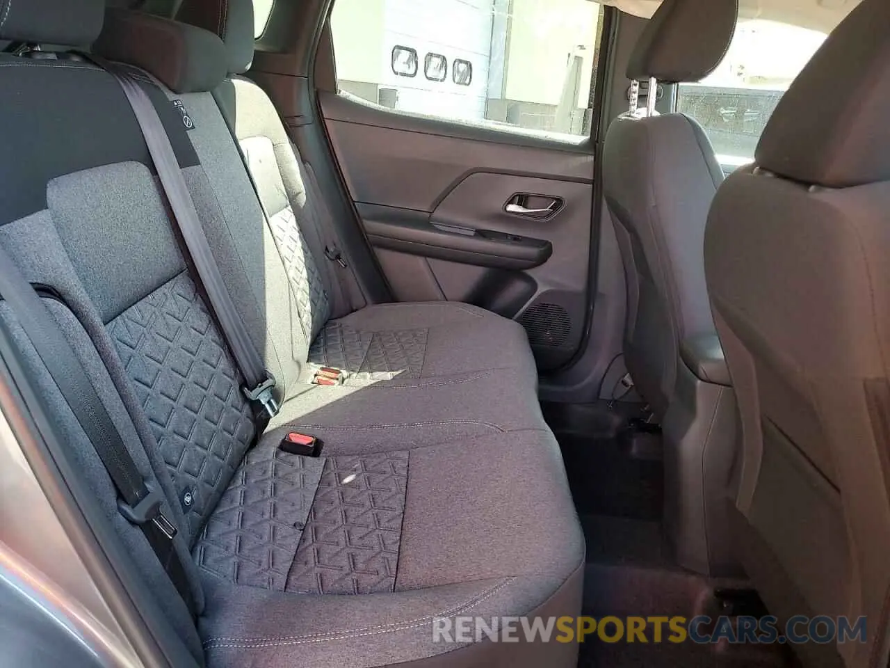 11 Photograph of a damaged car 3N8AP6CB5SL380348 NISSAN KICKS 2025