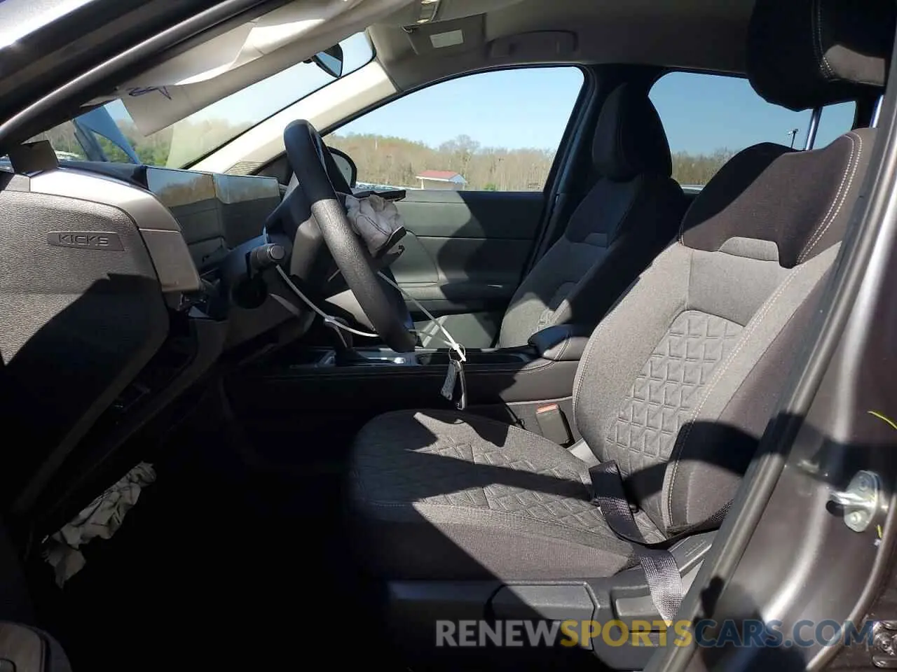 7 Photograph of a damaged car 3N8AP6CB5SL380348 NISSAN KICKS 2025