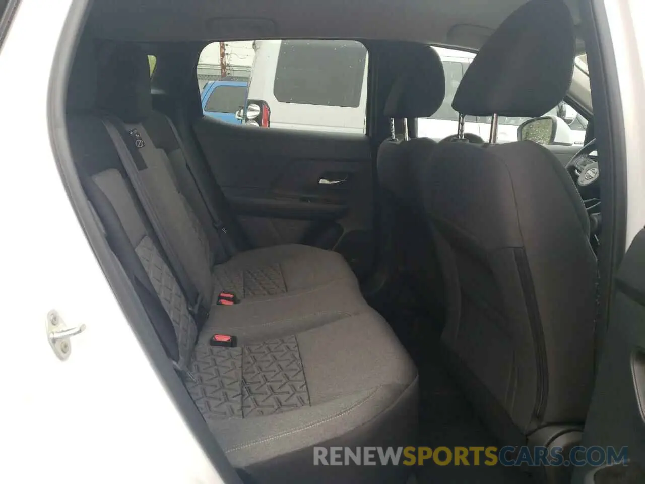 11 Photograph of a damaged car 3N8AP6CB6SL300460 NISSAN KICKS 2025