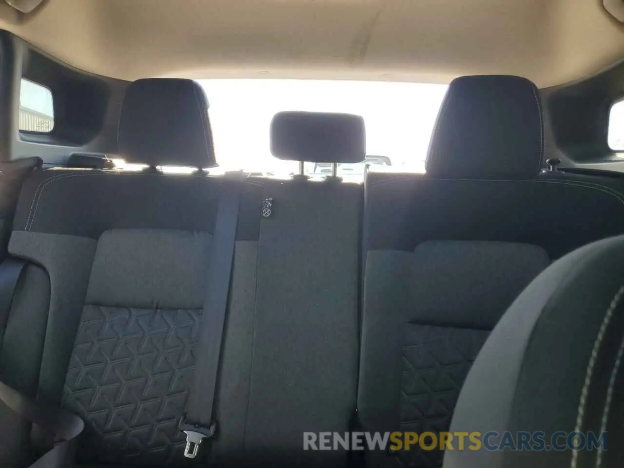 10 Photograph of a damaged car 3N8AP6CB7SL309121 NISSAN KICKS 2025