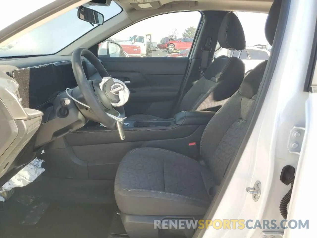 7 Photograph of a damaged car 3N8AP6CB7SL309121 NISSAN KICKS 2025