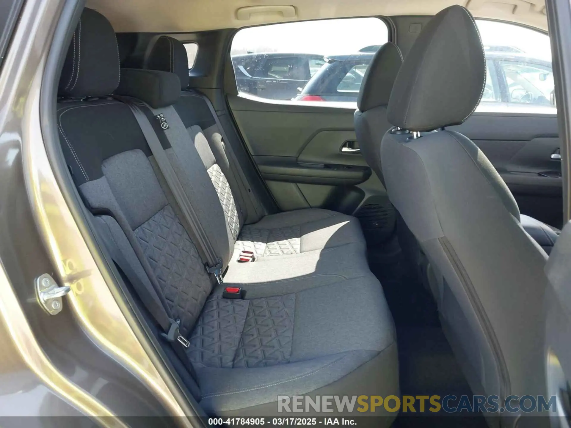8 Photograph of a damaged car 3N8AP6CBXSL307346 NISSAN KICKS 2025