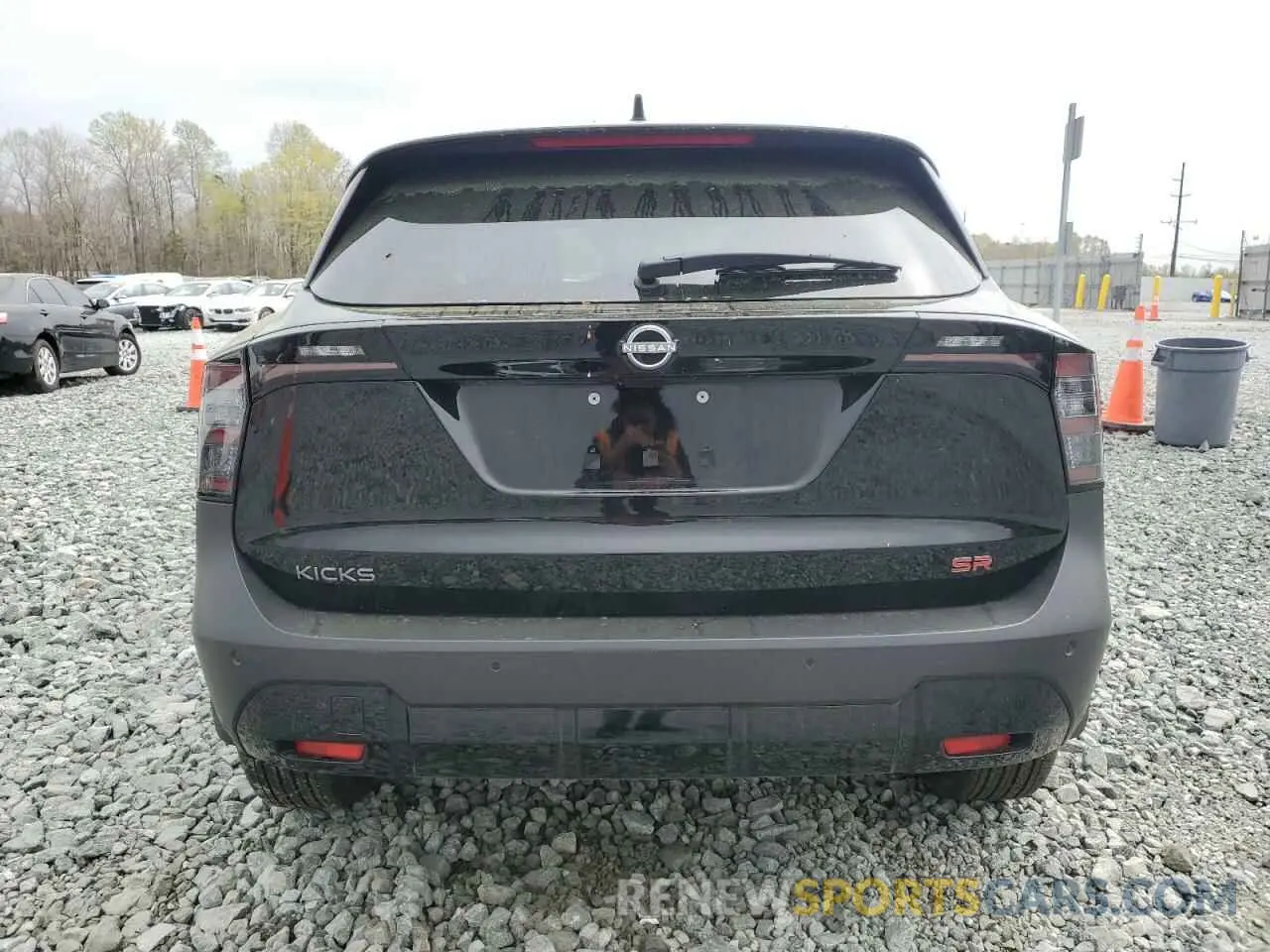 6 Photograph of a damaged car 3N8AP6DA0SL335260 NISSAN KICKS 2025