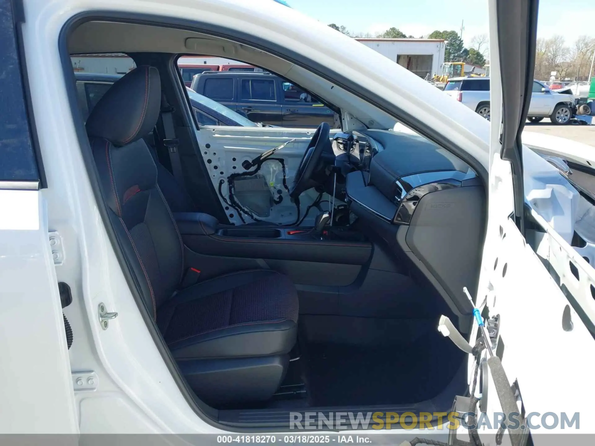 5 Photograph of a damaged car 3N8AP6DA0SL336411 NISSAN KICKS 2025