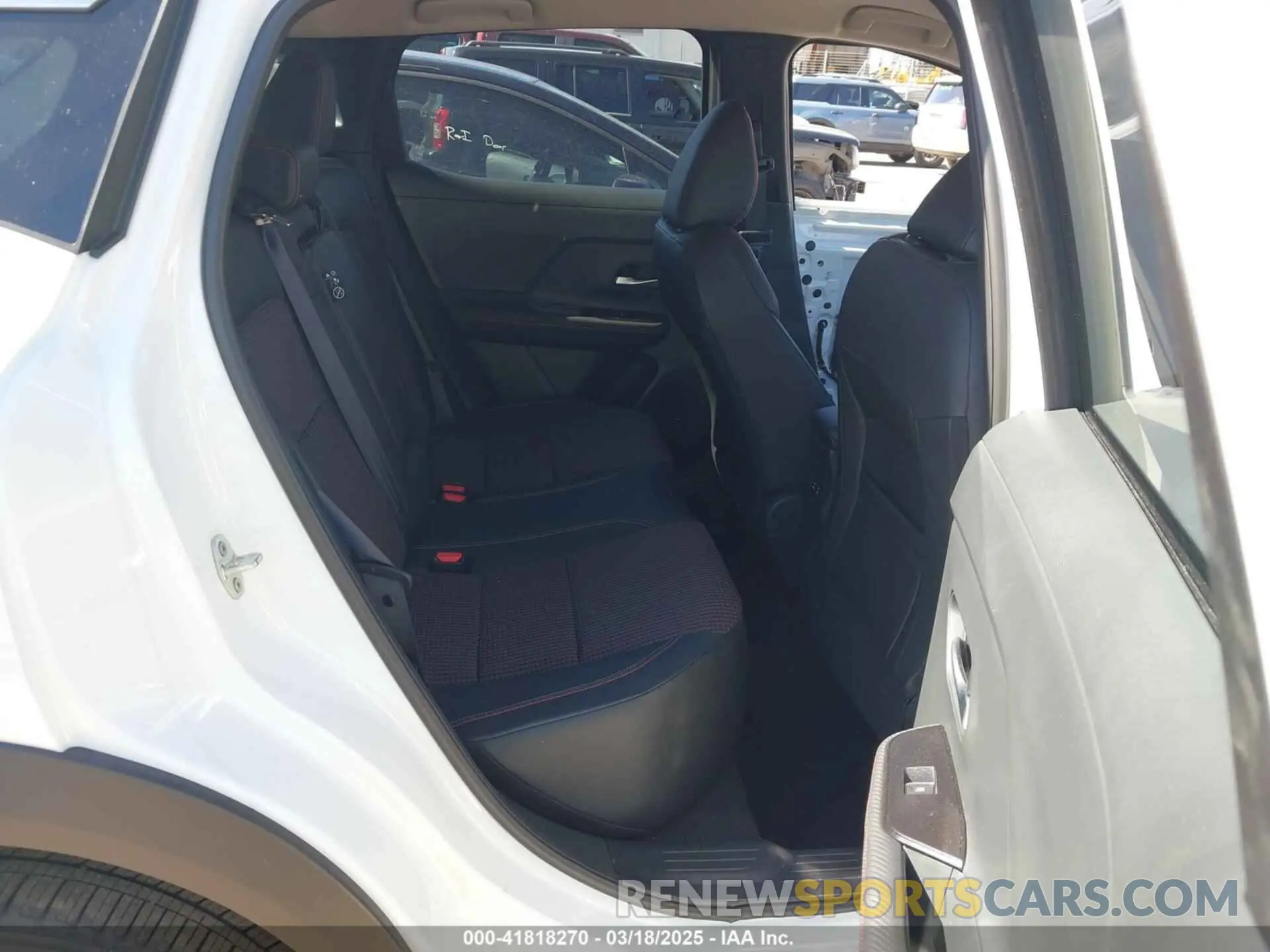 8 Photograph of a damaged car 3N8AP6DA0SL336411 NISSAN KICKS 2025