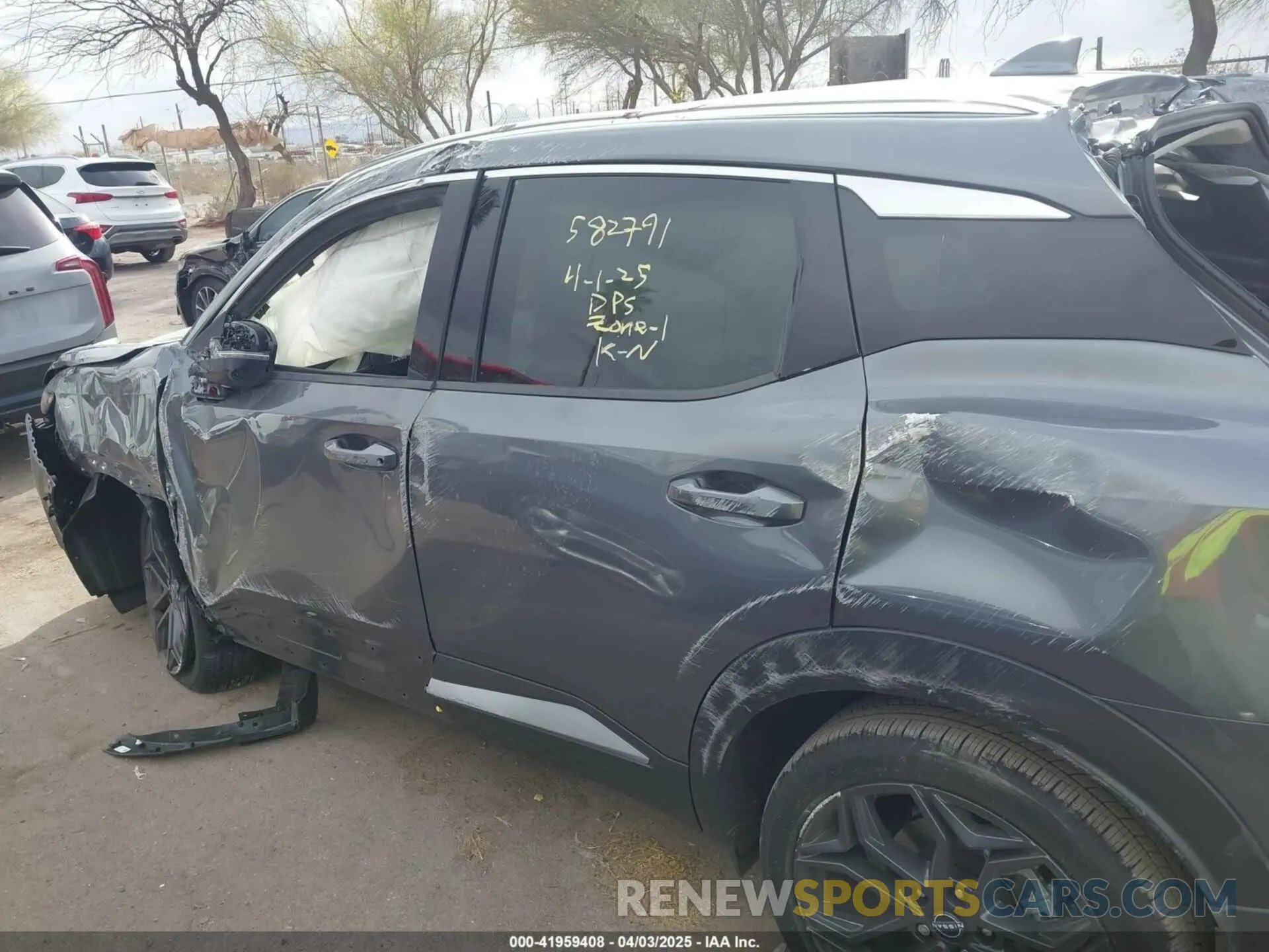 14 Photograph of a damaged car 3N8AP6DA3SL365384 NISSAN KICKS 2025