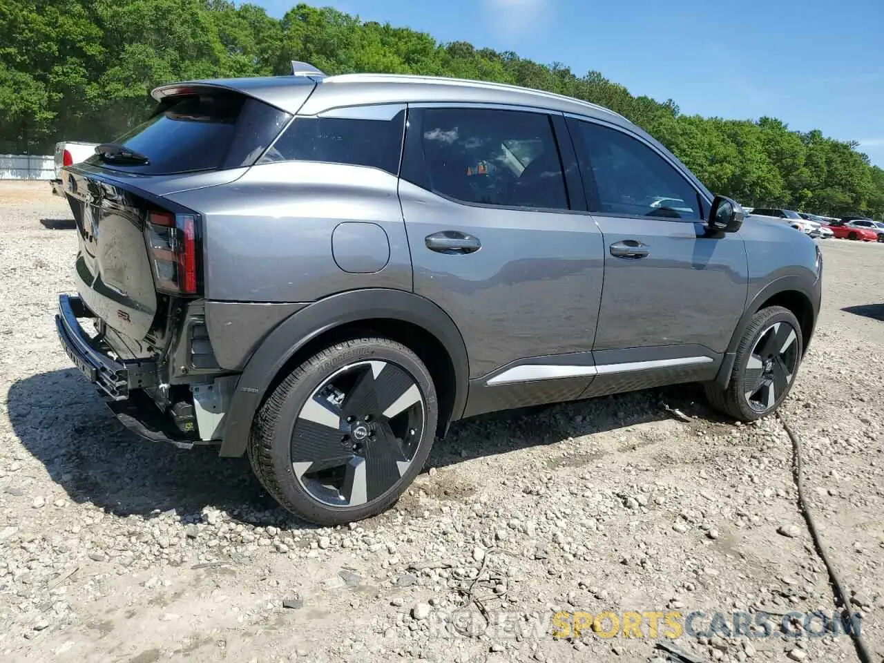 3 Photograph of a damaged car 3N8AP6DA8SL317055 NISSAN KICKS 2025
