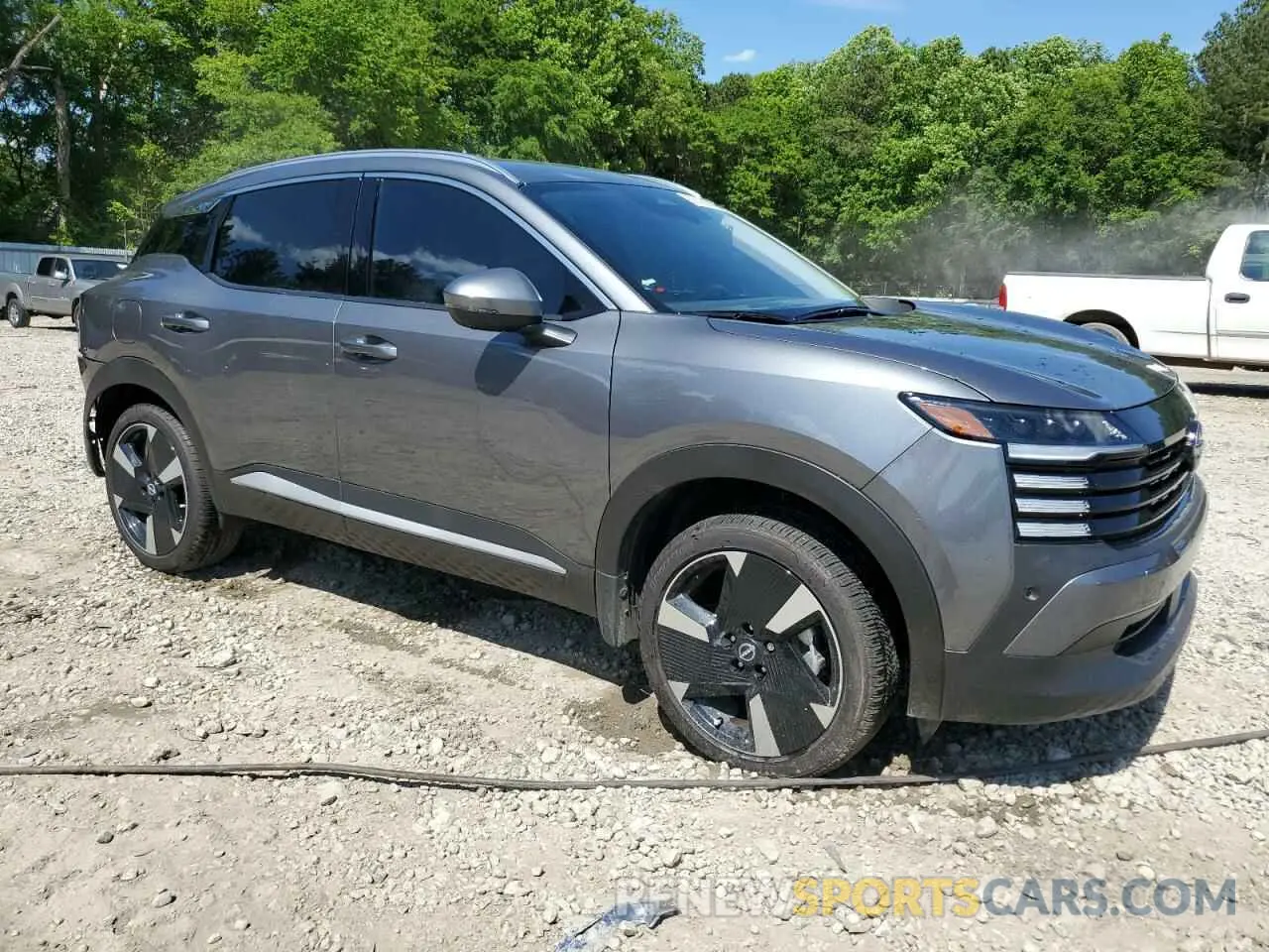 4 Photograph of a damaged car 3N8AP6DA8SL317055 NISSAN KICKS 2025