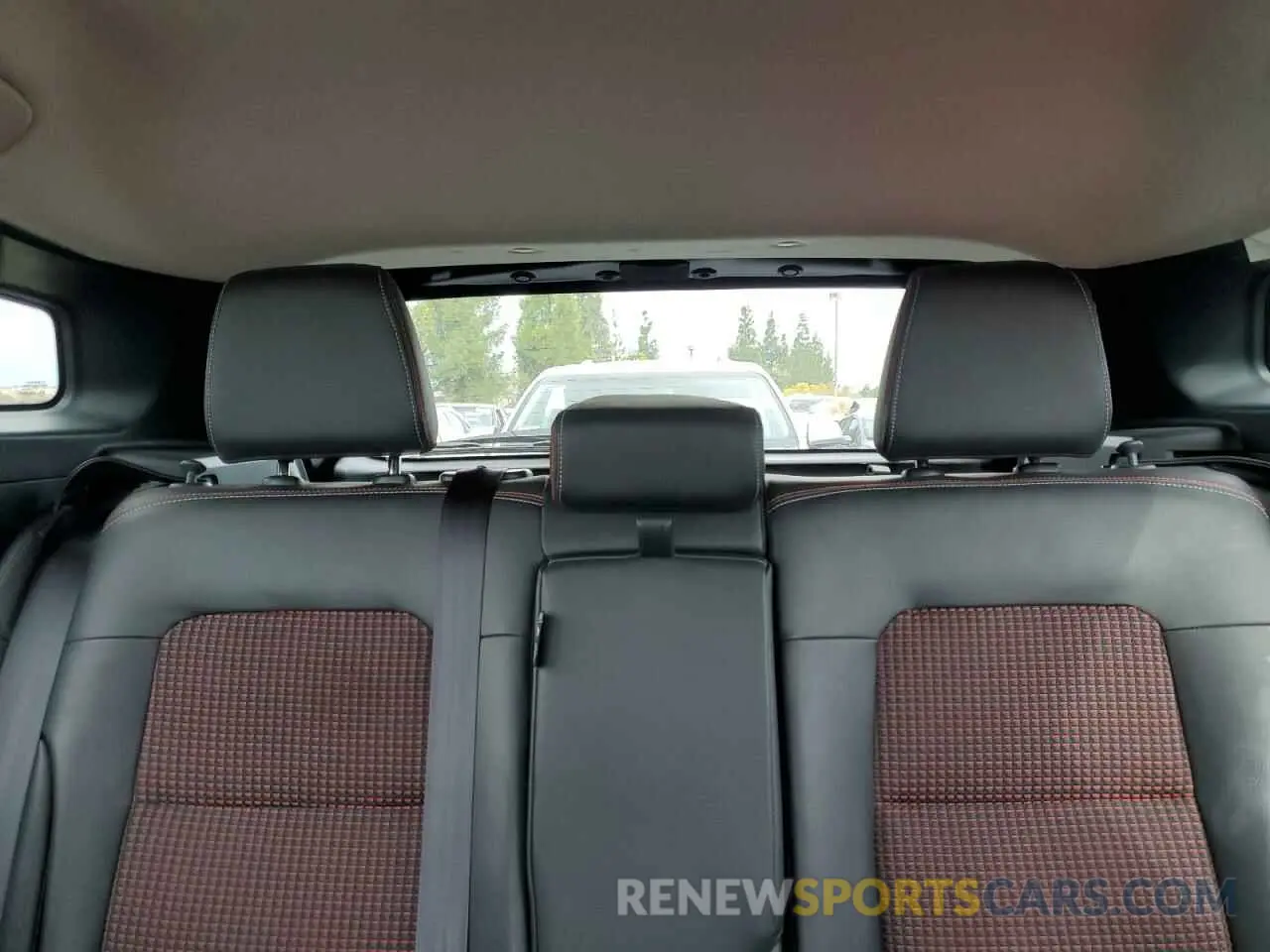 10 Photograph of a damaged car 3N8AP6DAXSL335220 NISSAN KICKS 2025