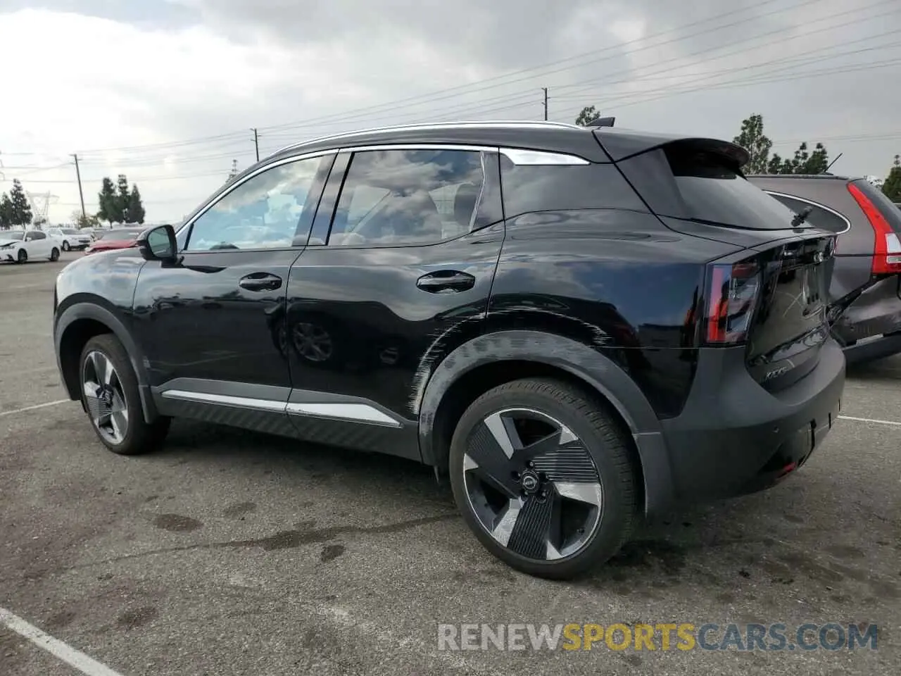 2 Photograph of a damaged car 3N8AP6DAXSL335220 NISSAN KICKS 2025
