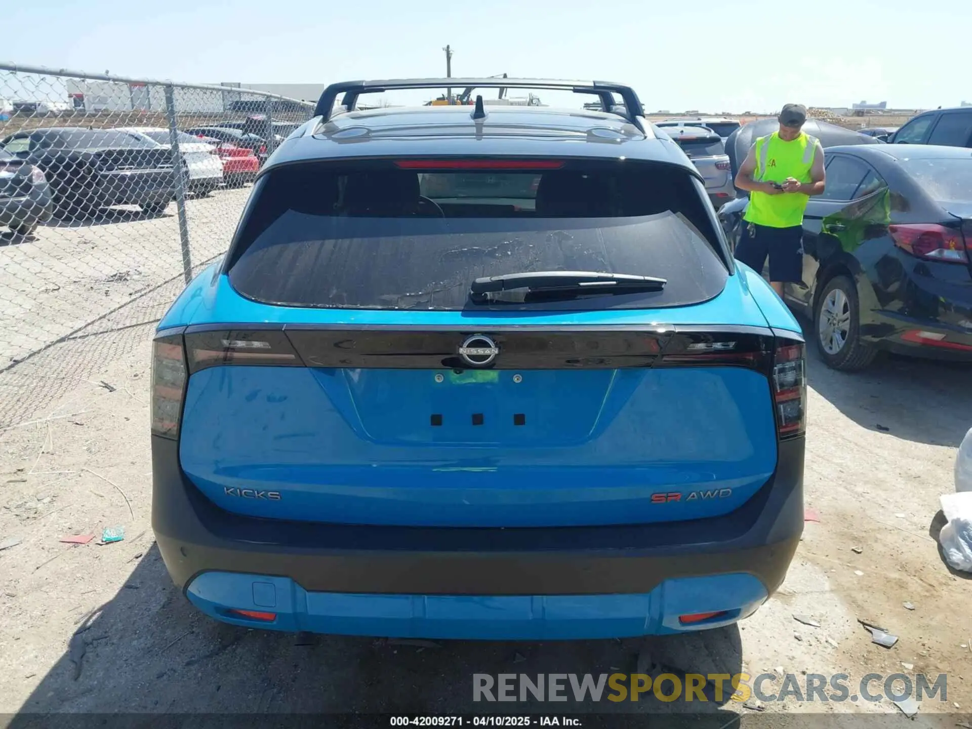 16 Photograph of a damaged car 3N8AP6DB0SL321643 NISSAN KICKS 2025