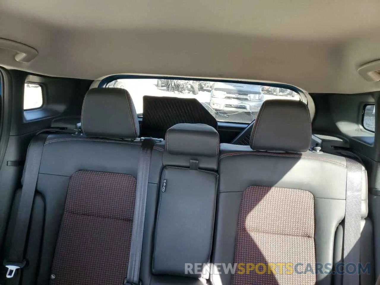 10 Photograph of a damaged car 3N8AP6DB1SL317374 NISSAN KICKS 2025