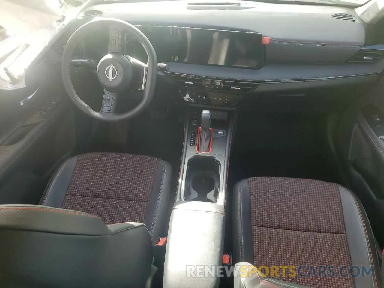 8 Photograph of a damaged car 3N8AP6DB2SL321529 NISSAN KICKS 2025