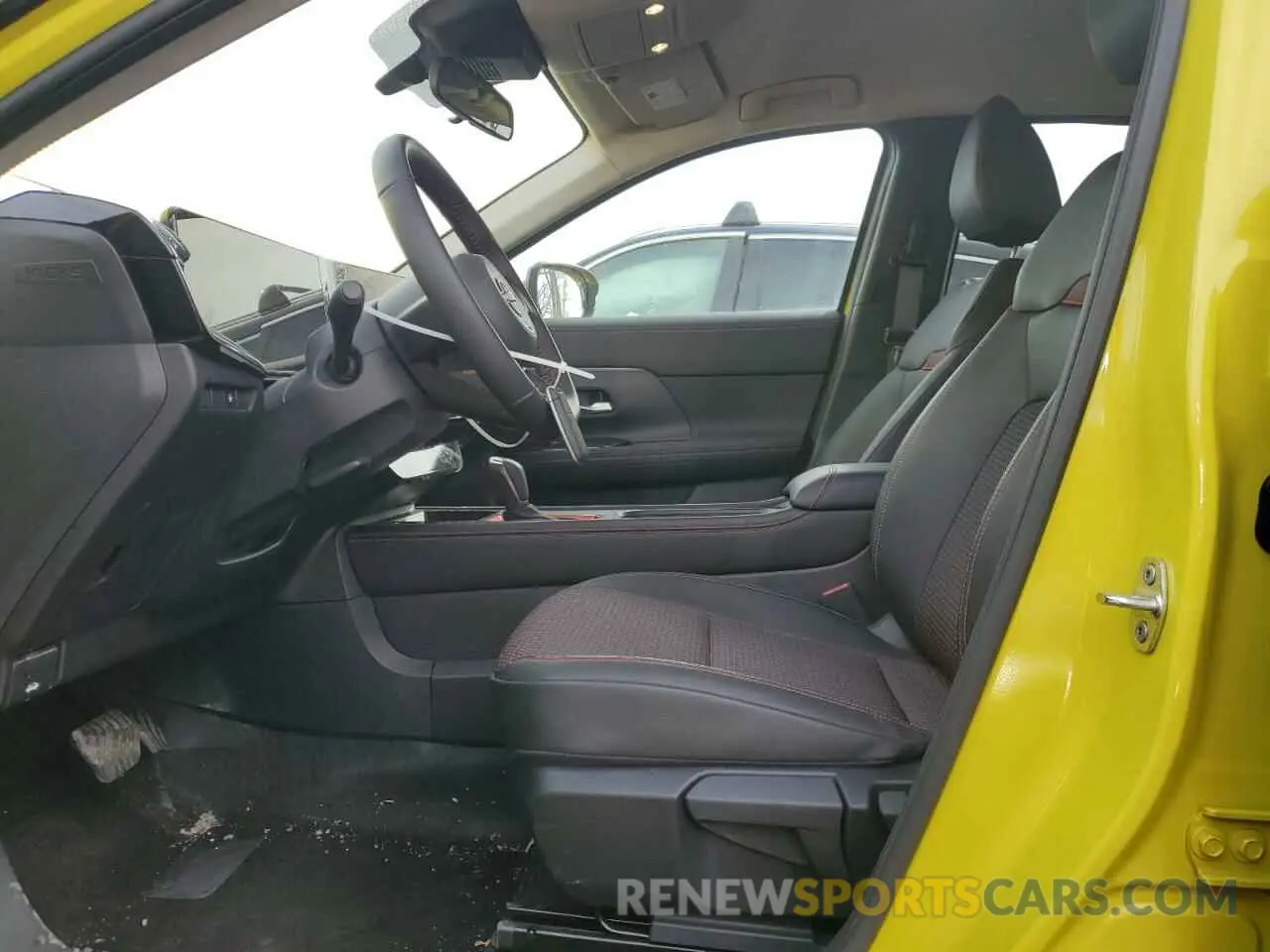 7 Photograph of a damaged car 3N8AP6DB6SL348877 NISSAN KICKS 2025