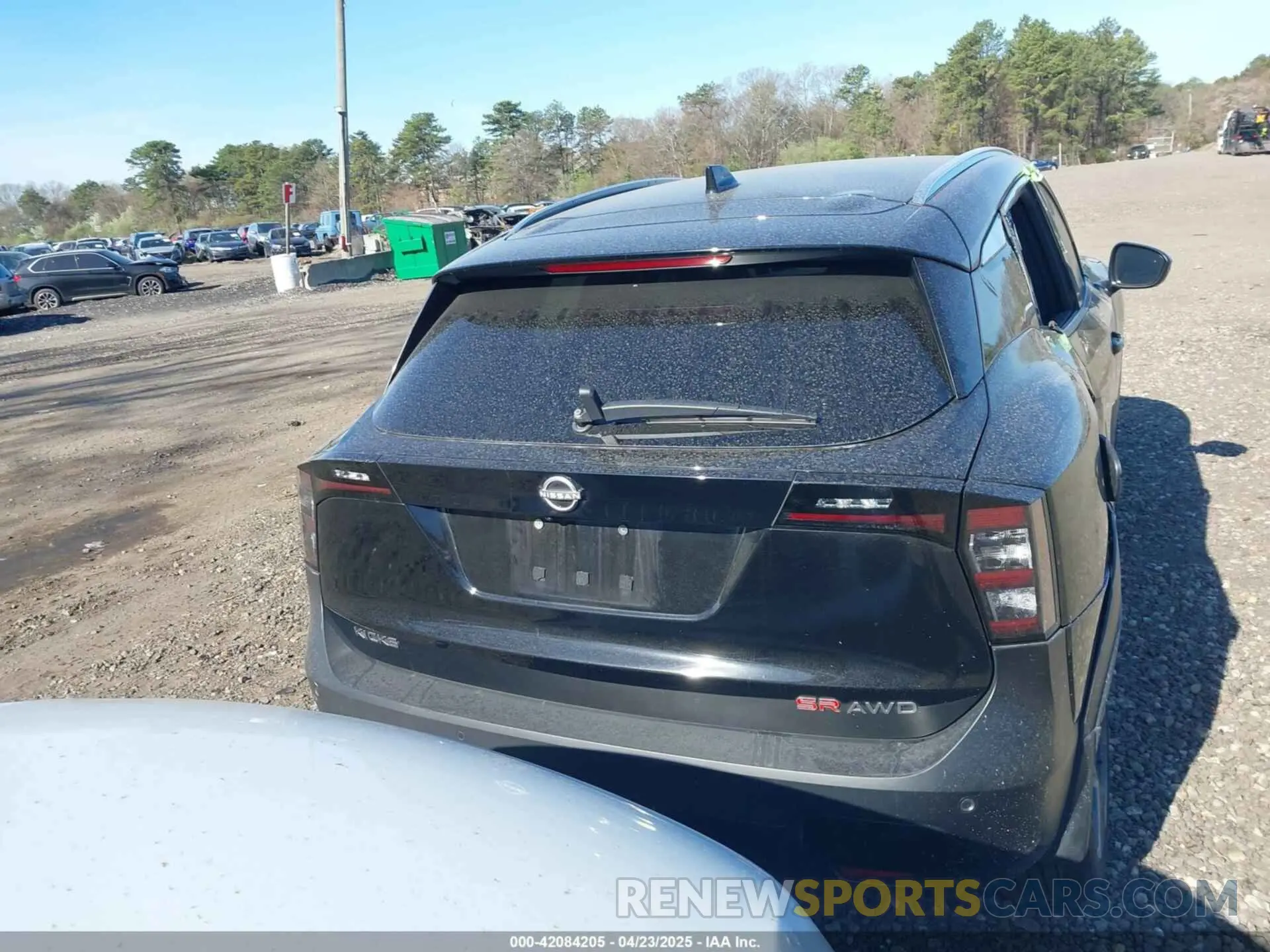 16 Photograph of a damaged car 3N8AP6DBXSL314148 NISSAN KICKS 2025