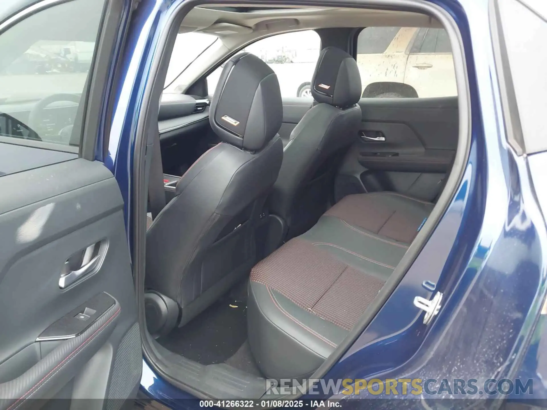 8 Photograph of a damaged car 3N8AP6DC8SL313721 NISSAN KICKS 2025