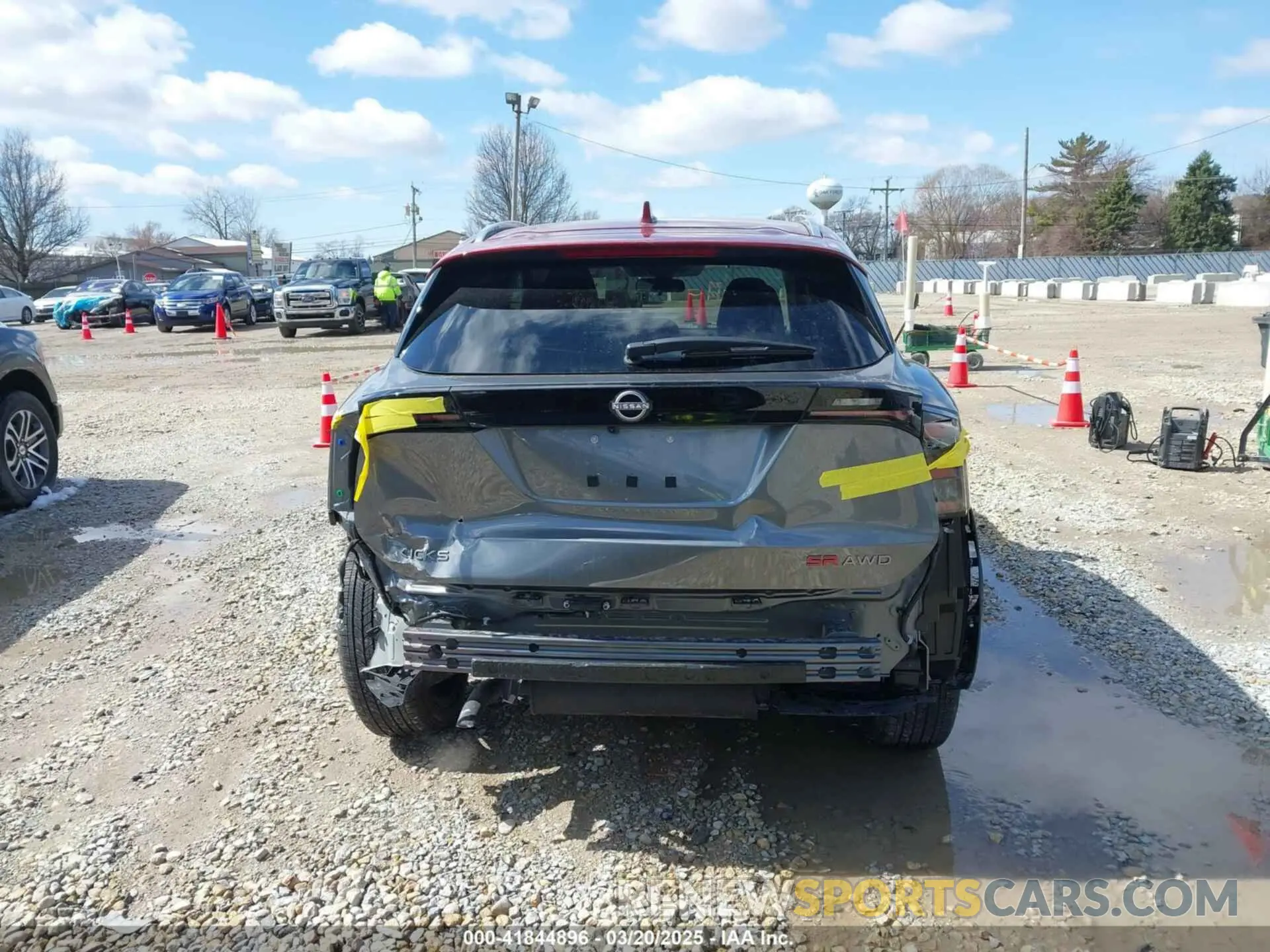 17 Photograph of a damaged car 3N8AP6DD3SL358722 NISSAN KICKS 2025