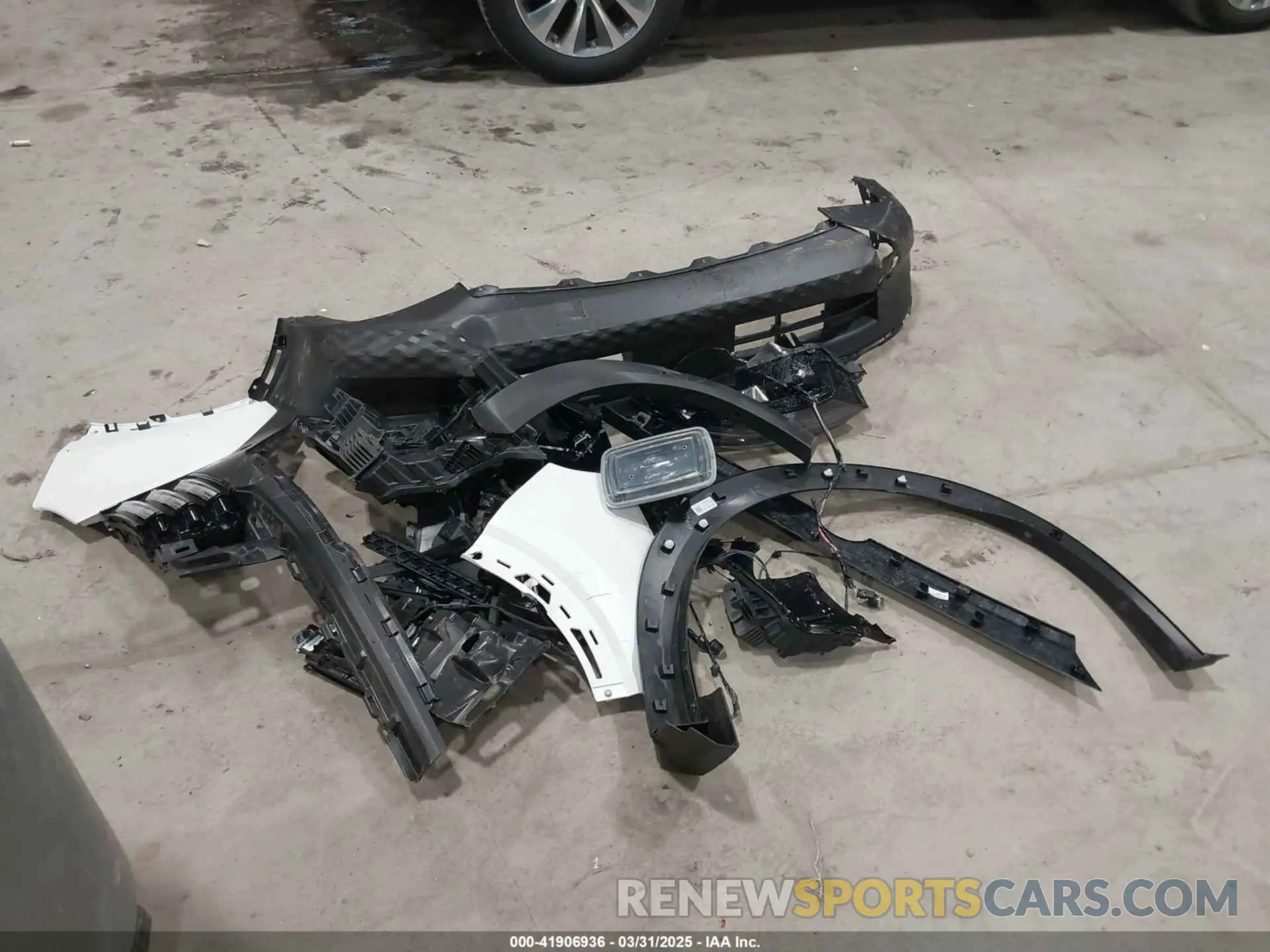 12 Photograph of a damaged car 3N8AP6DD6SL371903 NISSAN KICKS 2025