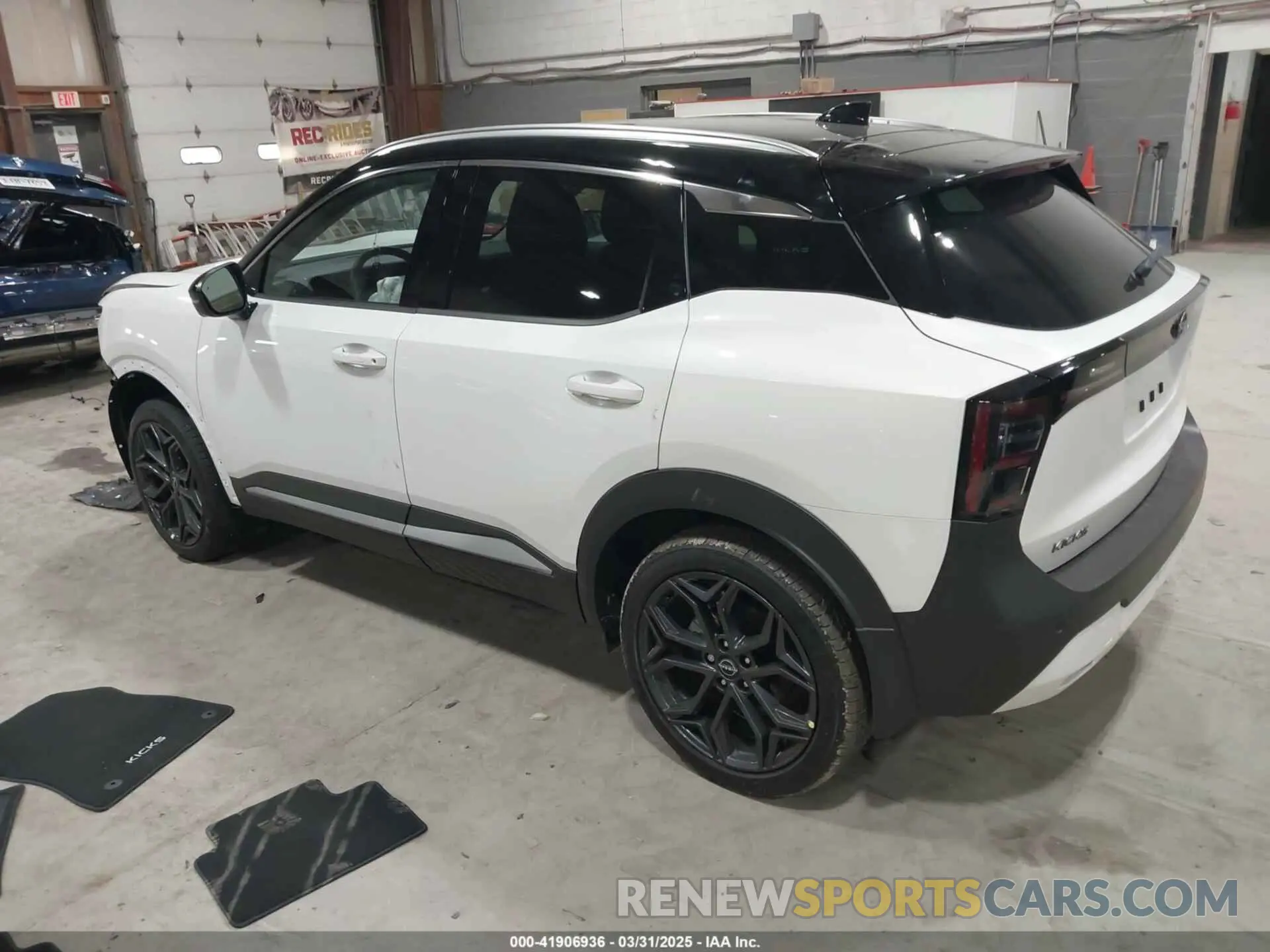 3 Photograph of a damaged car 3N8AP6DD6SL371903 NISSAN KICKS 2025