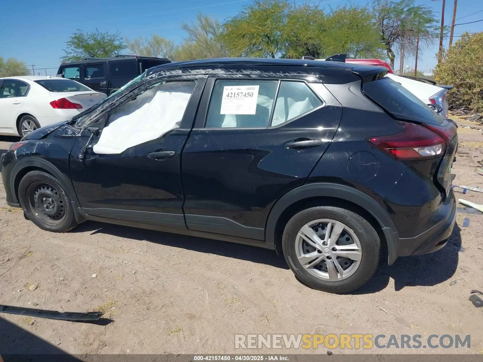 13 Photograph of a damaged car 3N1CP5BV0SL473596 NISSAN KICKS PLAY 2025